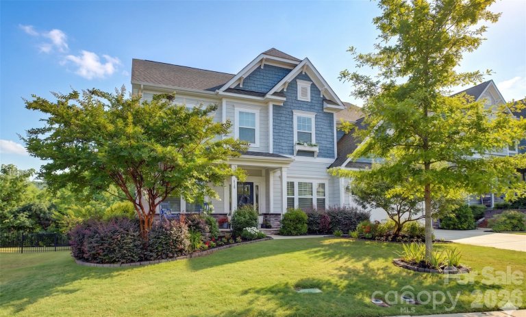 418 Crisfield Court pending home in The Pinnacle At Handsmill, York, SC