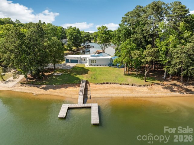 Homes in Lake Wylie, York