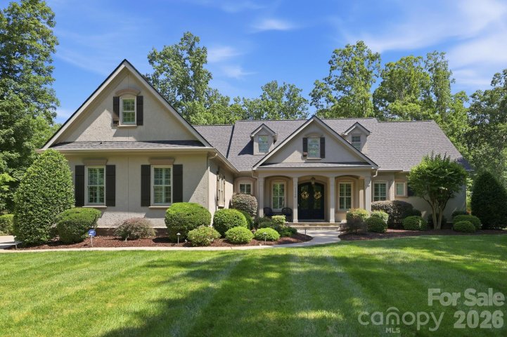 11710 Egrets Point Drive pending home in Chapel Cove, Charlotte, NC
