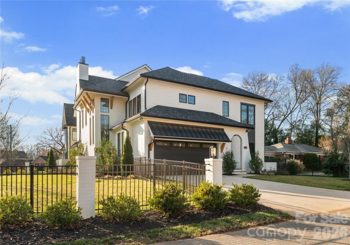 4142 Pineview Road active home in Cotswold, Charlotte, NC