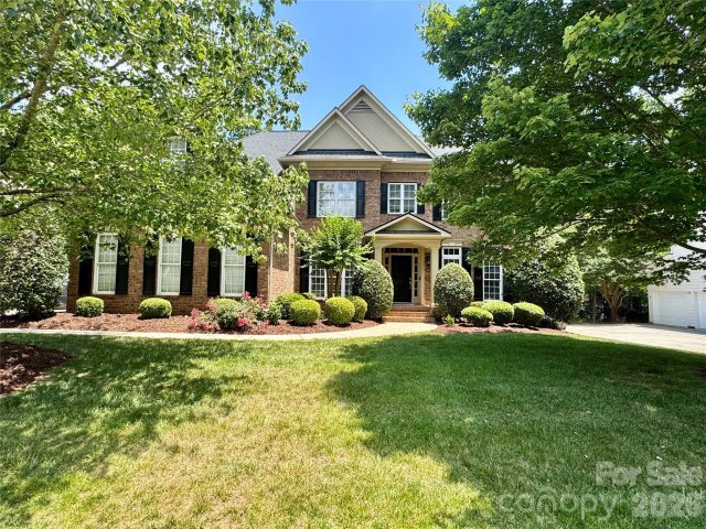 3432 Delamere Drive pending home in Brookhaven, Matthews, NC
