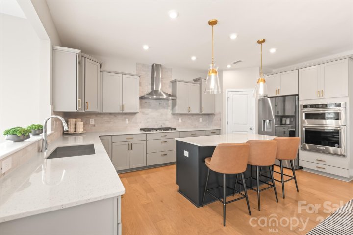 12205 Hollinhope Drive pending home in Parkside Crossing, Charlotte, NC