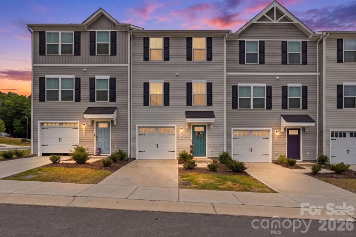 A home in Cherry Grove, Kannapolis