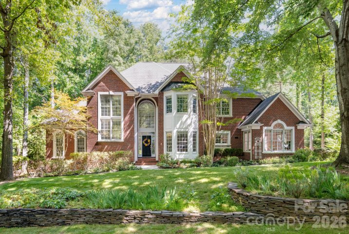 4909 Deer Walk Avenue active home in Providence Plantation, Charlotte, NC