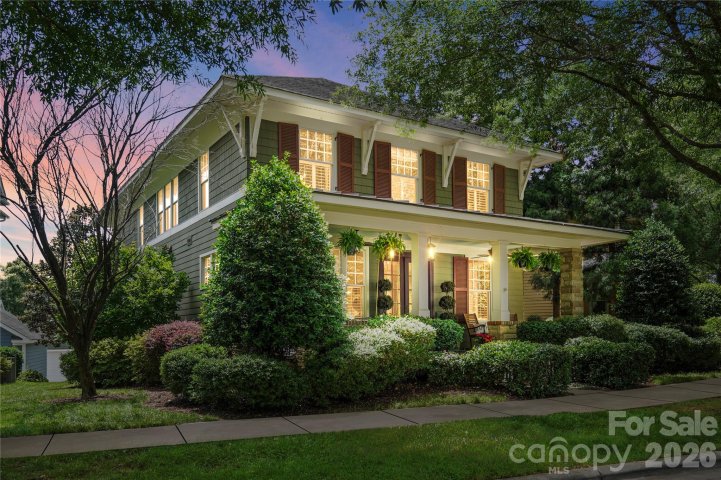 1042 Assembly Street pending home in Eagle Park, Belmont, NC