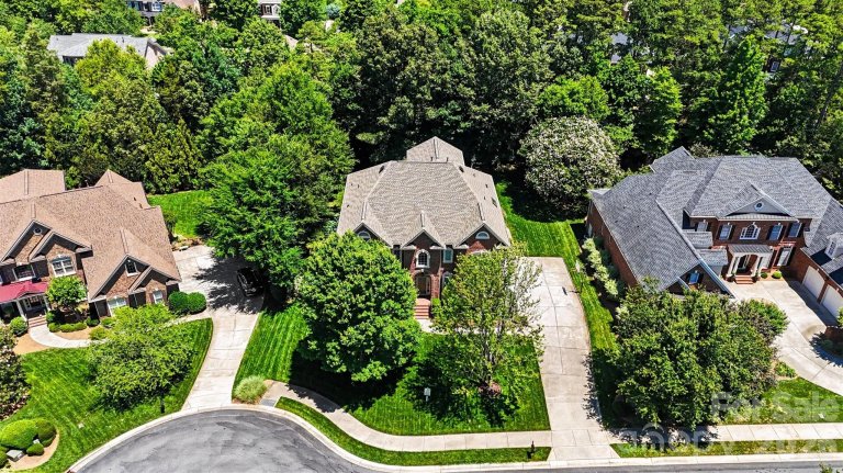 Homes in Weddington Chase, Marvin
