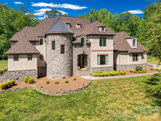 Homes in Stillwell, Huntersville