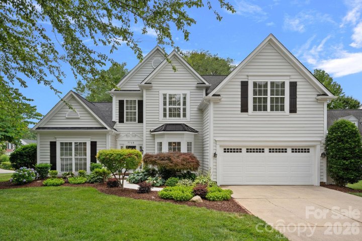 7718 Falgren Court pending home in Birkdale, Huntersville, NC