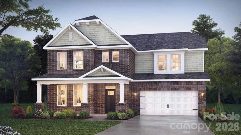 7056 Wishing Well Way active home in Westport, York, SC