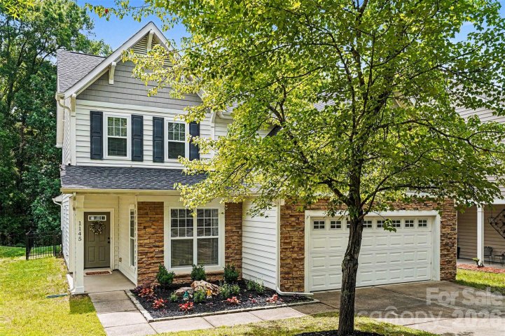 1145 Hammond Drive pending home in Callonwood, Matthews, NC