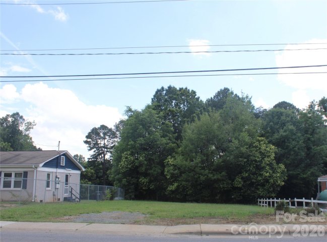 805 Norris Avenue pending home in Graham Heights, Charlotte, NC
