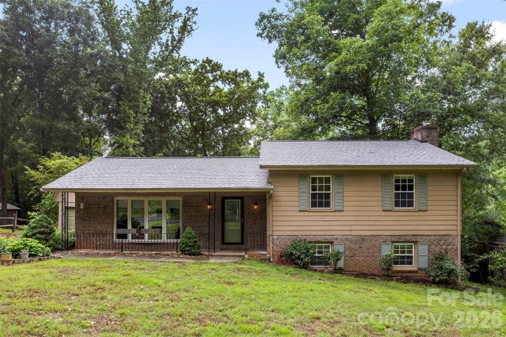 Homes in Mountainbrook, Concord