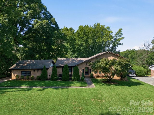 Homes in Ravenwood, Charlotte