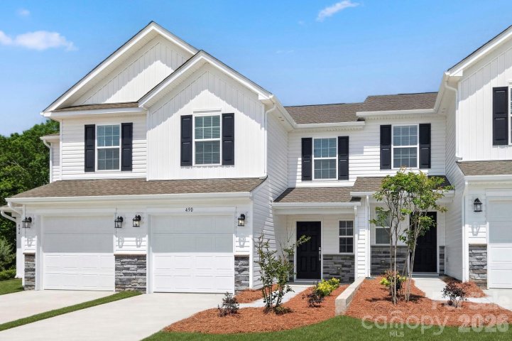 476 Sand Dunes Drive pending home in Bakers Creek, Kannapolis, NC
