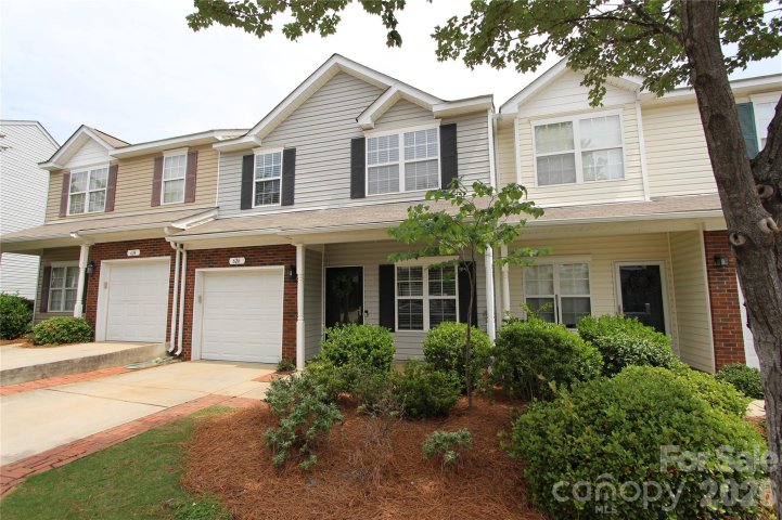 Homes in Cascades, Fort Mill