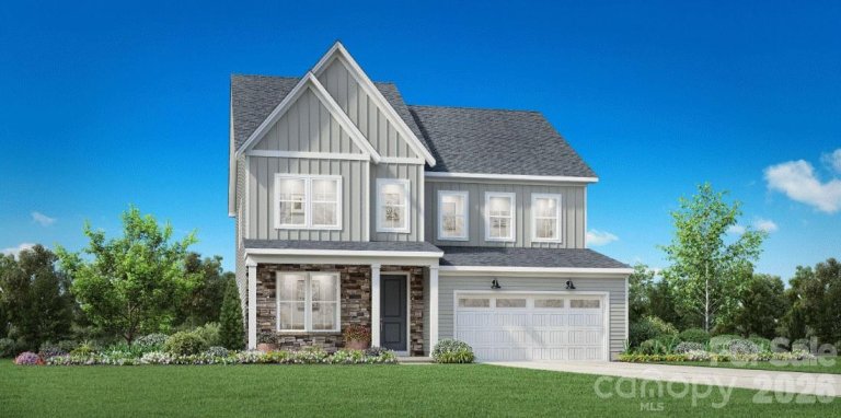 4122 Pinekirk Drive active home in Griffith Lakes, Charlotte, NC