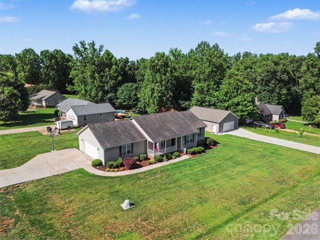Homes in Spring Valley, Salisbury
