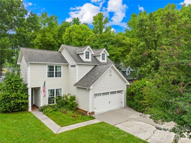 Homes in Selwyn Farms, Charlotte