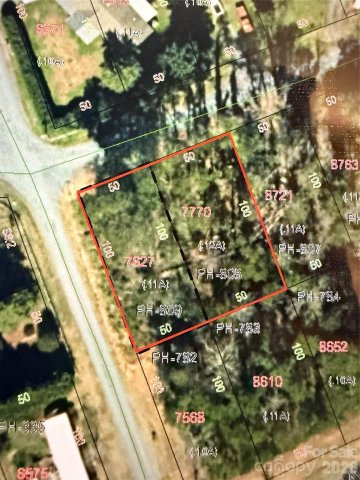 00 Sixth Avenue active home in Pinehaven Estates, New London, NC