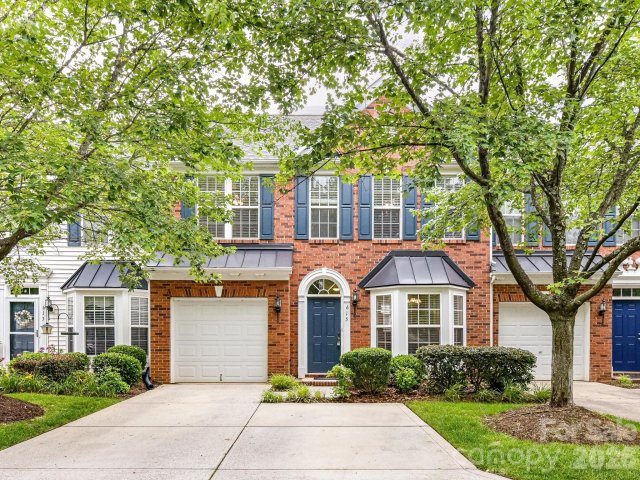 Homes in Fairway Townes, Fort Mill