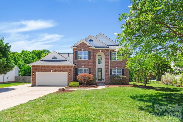 A home in Bridlestone, Pineville