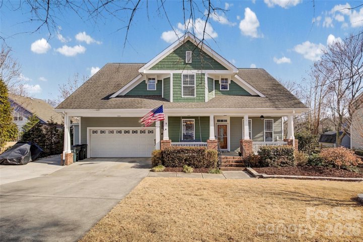 Homes in Hunters Run, Tega Cay