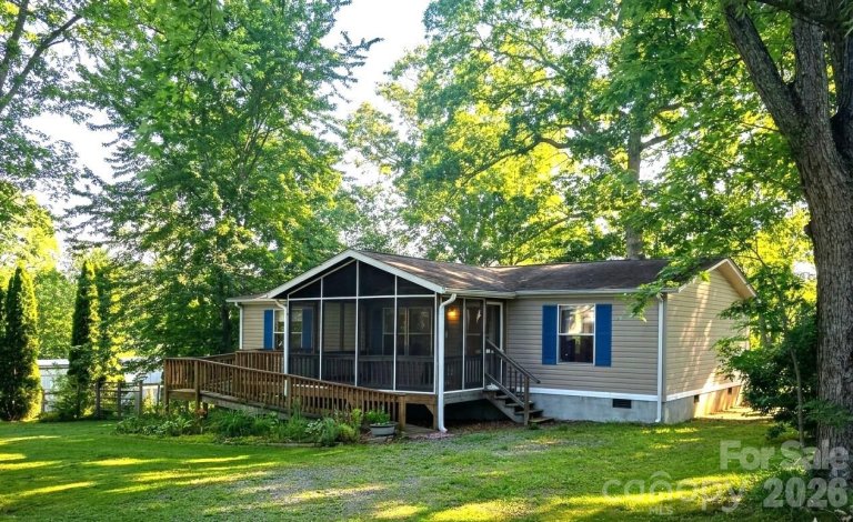 A home in The Meadows, Horse Shoe