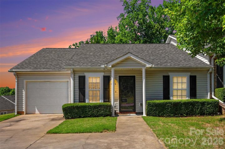 Homes in Sapphire Hills, Concord