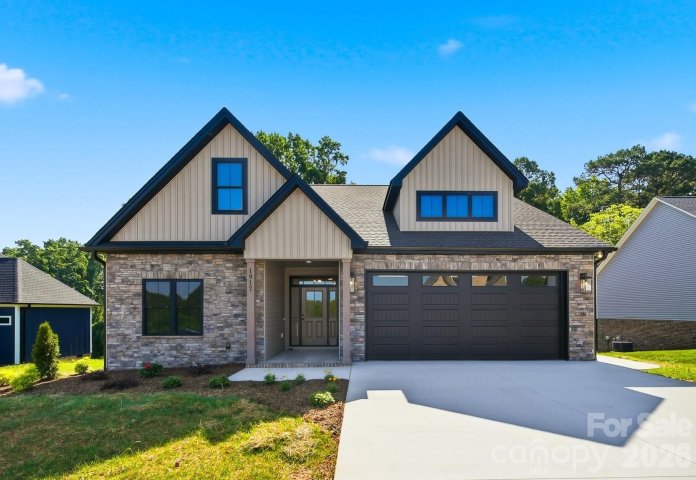 Homes in Wallaces View, Hickory
