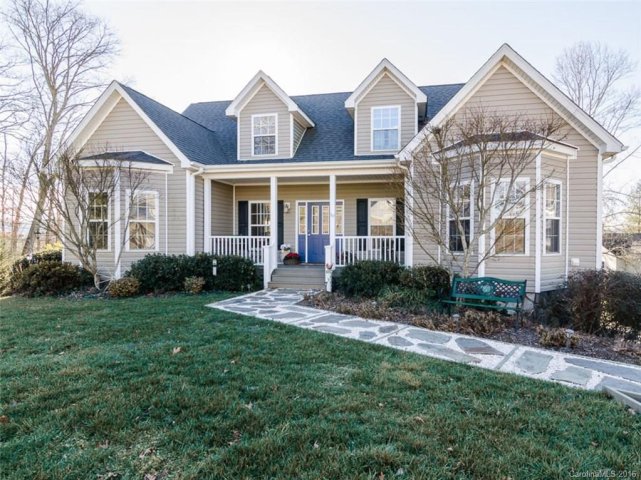 19 Briar Ridge Drive sold home in Briar Ridge, Fairview, NC