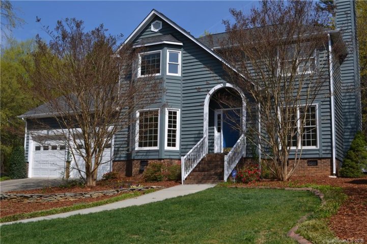 8025 Waterford Drive sold home in King Cove, Stanley, NC