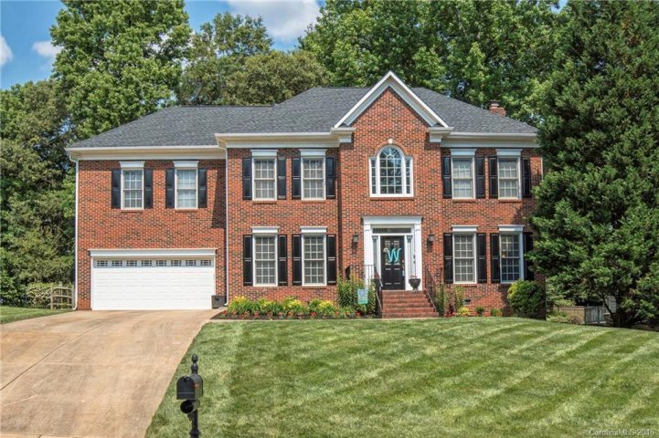11731 Sir Francis Drake Drive sold home in Hunters Valley, Charlotte, NC