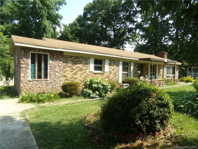 100 Booker Street sold home in Highland Park, Wingate, NC