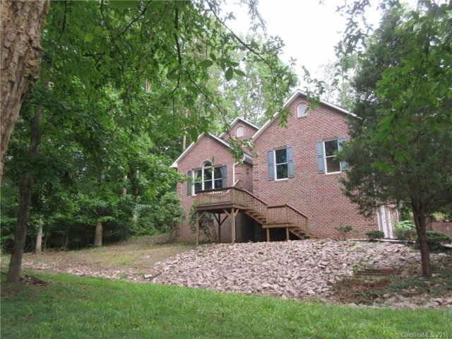5231 Club View Drive sold home in Phoenix Hills, Concord, NC