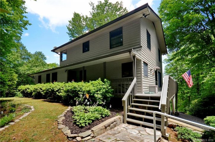100 Jenny Rae Lane sold home in Walnut Creek, Waynesville, NC