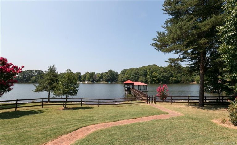 8817 Hearthstone Court sold home in Norman Plantation, Terrell, NC