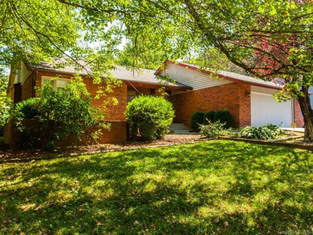 52 Bee Ridge Road sold home in Hunters Ridge, Asheville, NC