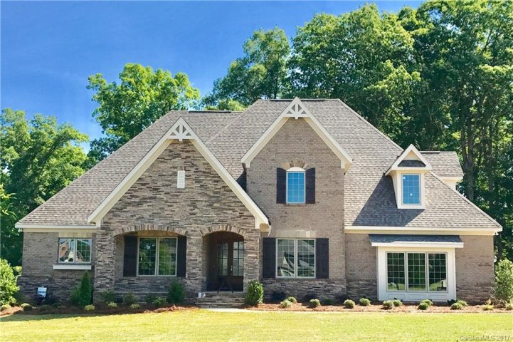 8005 Caliterra Drive sold home in Quintessa, Wesley Chapel, NC