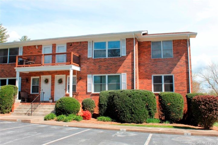 27 Capri Lane 14-D sold home in Colonial Manor, Hendersonville, NC