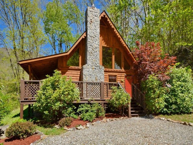 135 Pretty Ridge Road sold home in Bear Ridge, Maggie Valley, NC
