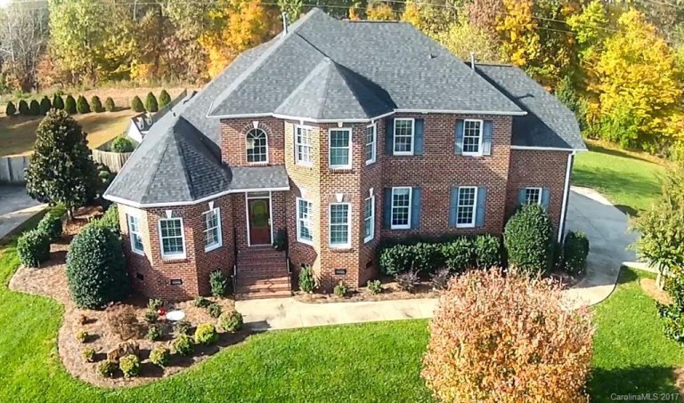 2229 Lake Ridge Drive sold home in Lake Ridge At Pinsto Forest, Belmont, NC