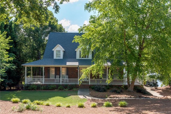 2228 Lake Ridge Drive sold home in Lake Ridge At Pinsto Forest, Belmont, NC