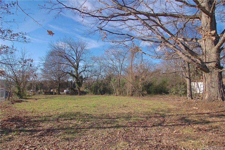 1927 Remount Road sold home in Providence Glen, Charlotte, NC