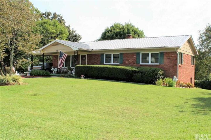 2717 Fairway Acres Circle sold home in Fairway Acres, Lenoir, NC