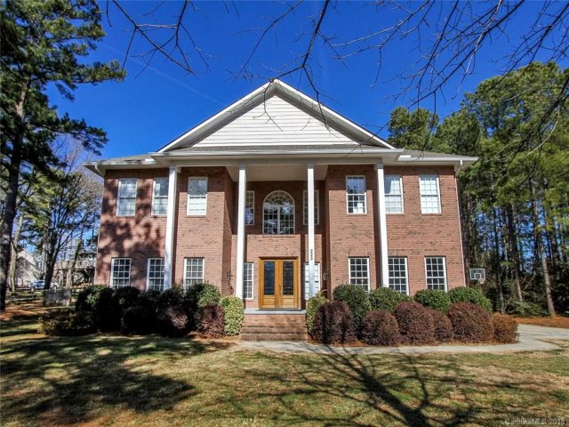 225 Shoreline Loop sold home in Bay View Estates, Mooresville, NC