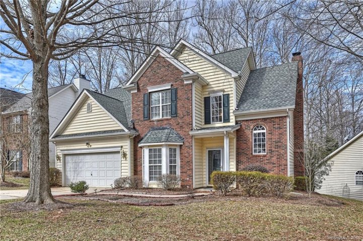 2824 Glen Summit Drive sold home in Providence Glen, Charlotte, NC