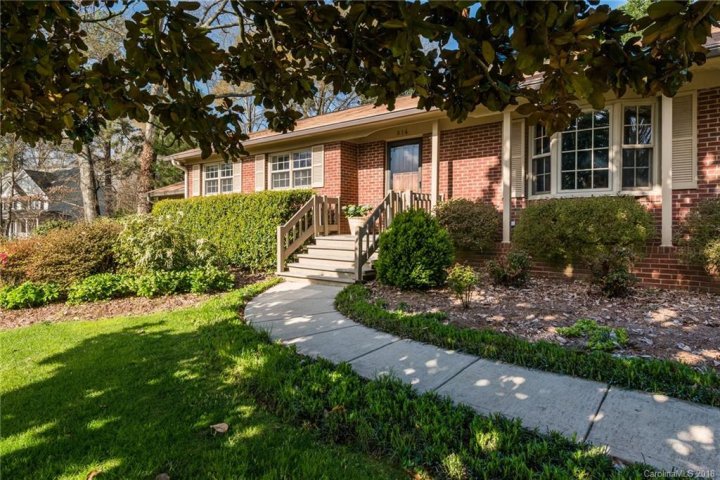 814 Twin Oaks Road sold home in Twin Oaks, Davidson, NC