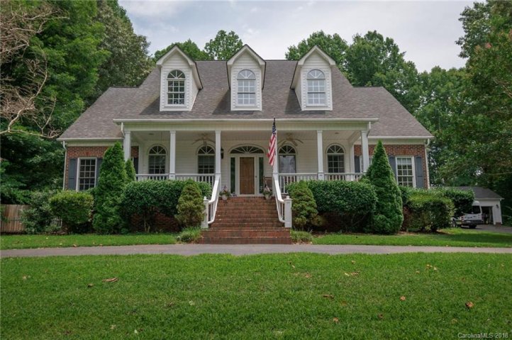 718 Big Indian Loop sold home in Indian Hill, Mooresville, NC