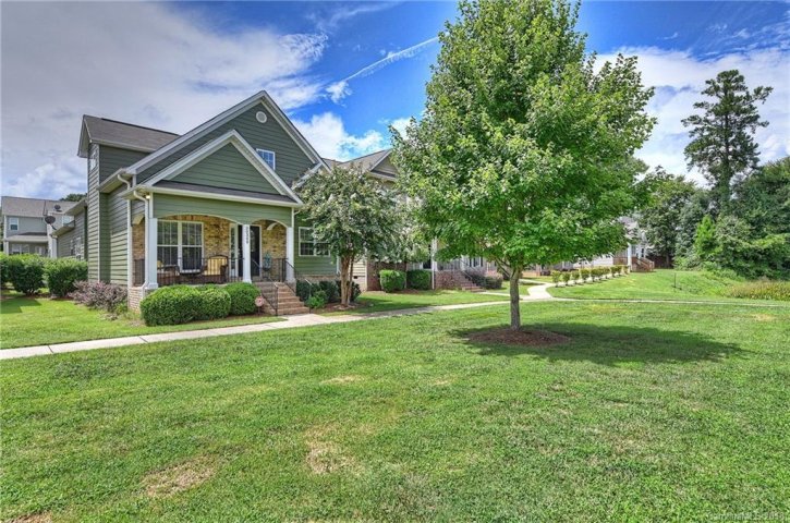 20309 Harroway Drive sold home in Harrogate At The Lake, Cornelius, NC