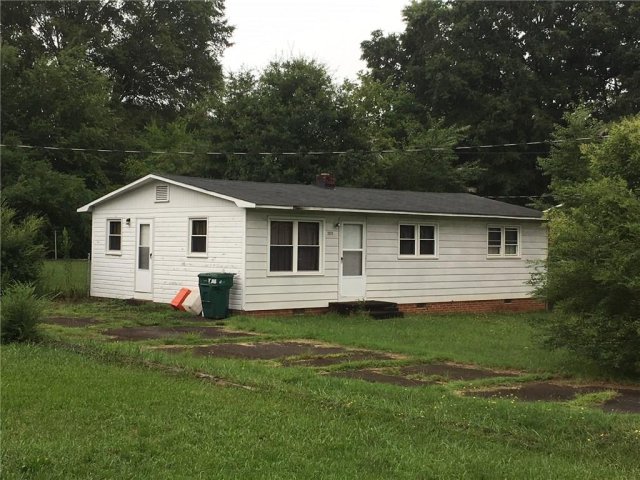 2025 Frye Avenue sold home in Hillcrest, Newton, NC